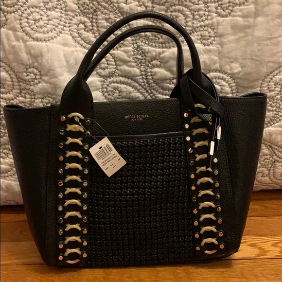 henri bendel Handbags - Henri Bendel black leather bag